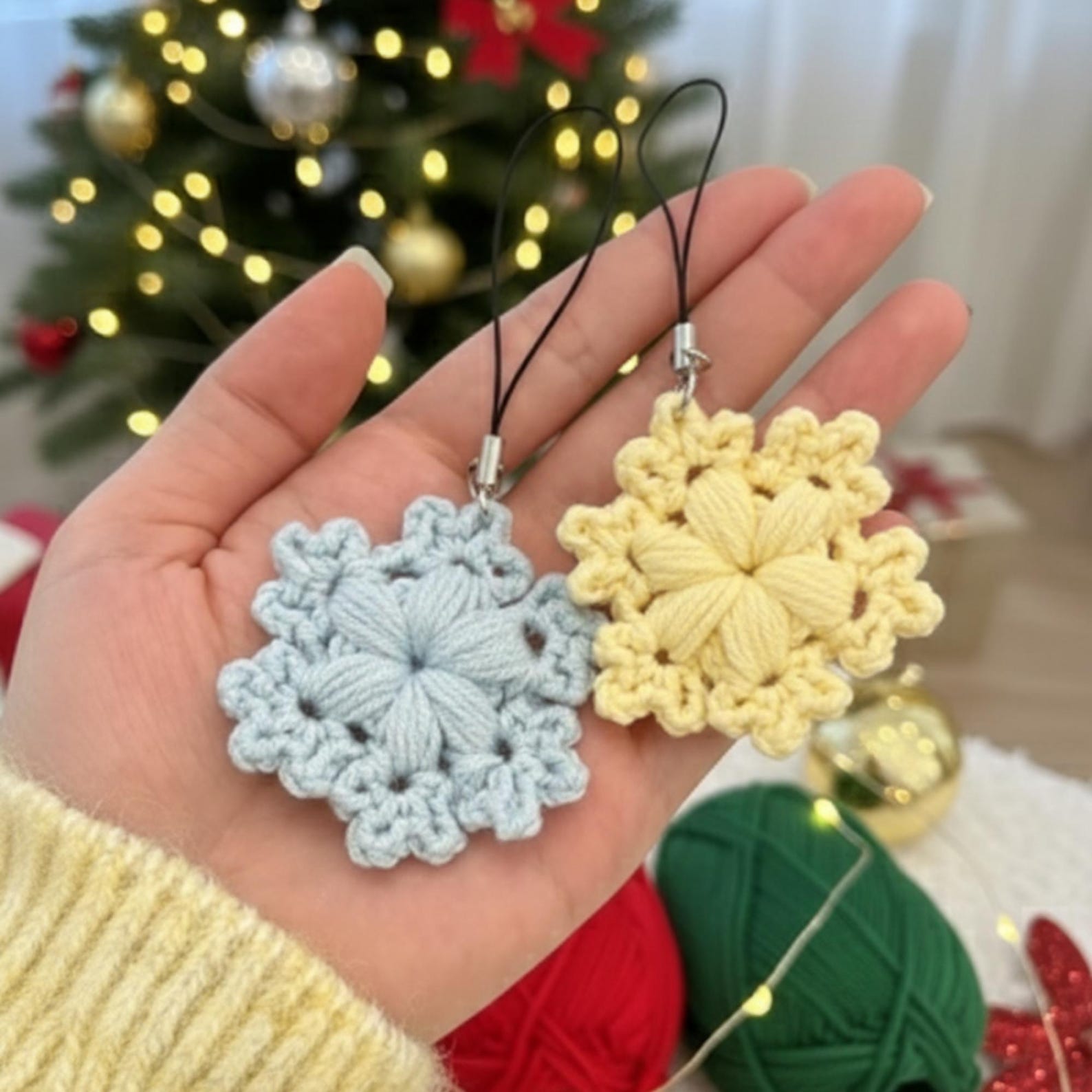 Mini Snowflake Keychain Crochet Patterns, Winter Amigurumi Crochet ...
