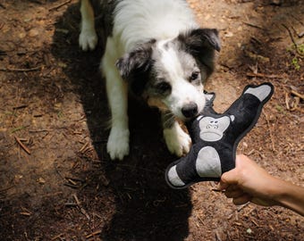Eco-Friendly Jungle Plush Dog Toys – Squeaky Alligator, Flamingo, Snake, Orangutan & Parrot, Durable Recycled Fabric