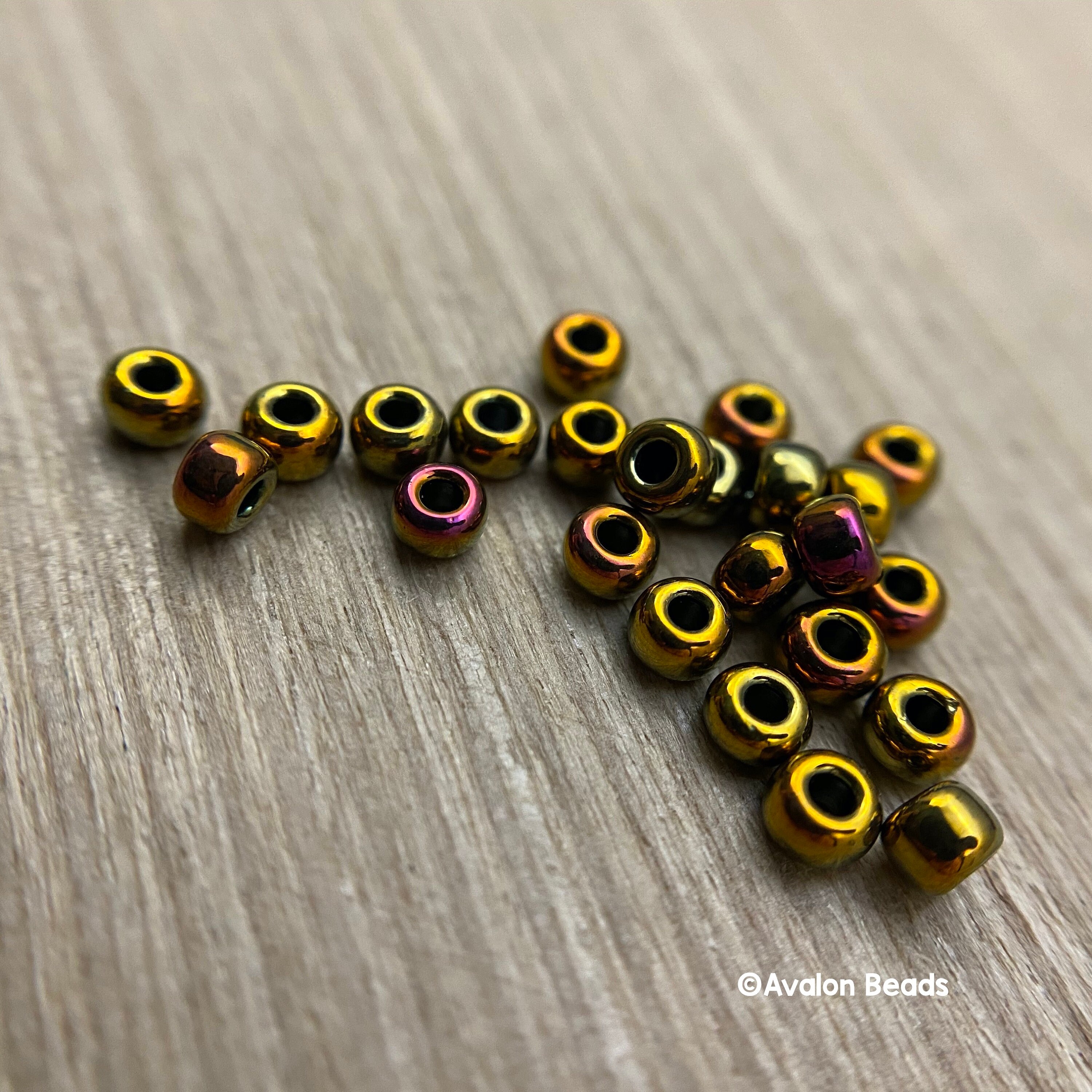 Size 8/0 Japanese Miyuki Seedbeads, Metallic Gold Iris, Code # 8
