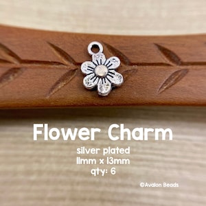 Blumen Charm - Versilbert - 6 Stück