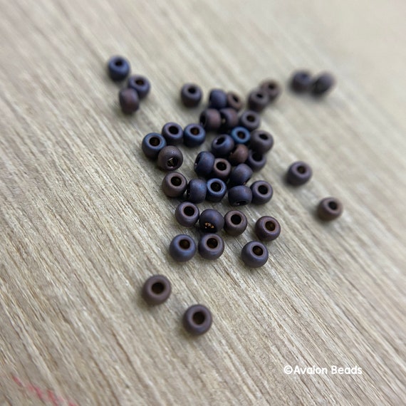 Size 11/0 Japanese Miyuki Seedbeads, Metallic Dark Raspberry Iris
