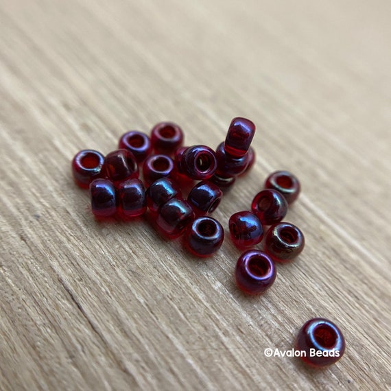 11-367, Miyuki 22g Garnet Lined Ruby 11-367, Miyuki 22g Garnet Lined Ruby
