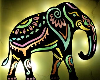 Arte mural de elefante de madera con luces LED, decoración, arte de elefante, elefante mandala, regalo para amigos, decoración para clase de yoga, arte epoxi, regalo para mamá