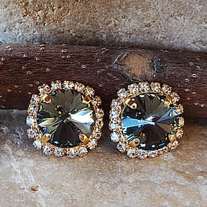 Smoky gray  Woman earrings, Christmas Gift,Bridal crystal stud earrings, Dark gray Crystal  Earrings, Bridesmaid jewelry, Gray Earrings Gift