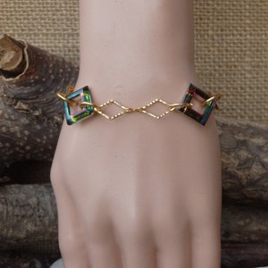 EMERALD CRYSTAL BRACELET,  Square Bracelet, Green Bridal bracelet, Green Pink bracelet, Woman Birthday Gift, Gold emerald bracelet, For Her