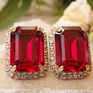 Ruby earrings. Red stud earrings. Big stud earrings. Rhinestone stud earrings. Ruby crystal  earrings. Estate jewelry, Women gift