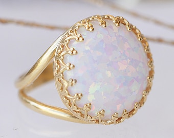 WHITE OPAL RING, Big Stone Ring, October Birthstone Jewelry, Ring With Gemstone, Gold Filled Ring, Anniversary Ring, Opal Statement Ring