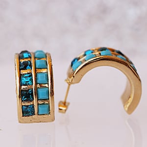 Orecchini a cerchio, orecchini a mezzo cerchio, cerchi in strass, orecchini corti, orecchini a cerchio nuziale, orecchini blu oro, cerchi turchesi