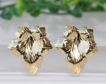 LEAVES STUDS, Tropical leaf earrings,Contemporary Jewelry,Monstera Plant Earrings, Leaf Stud Earrings, Bridal Gold Earrings, Bridesmaid Gift