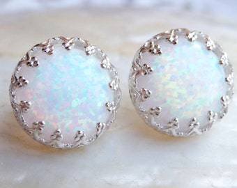 Pendientes de plata de ley con ópalo blanco, piedra natal de octubre