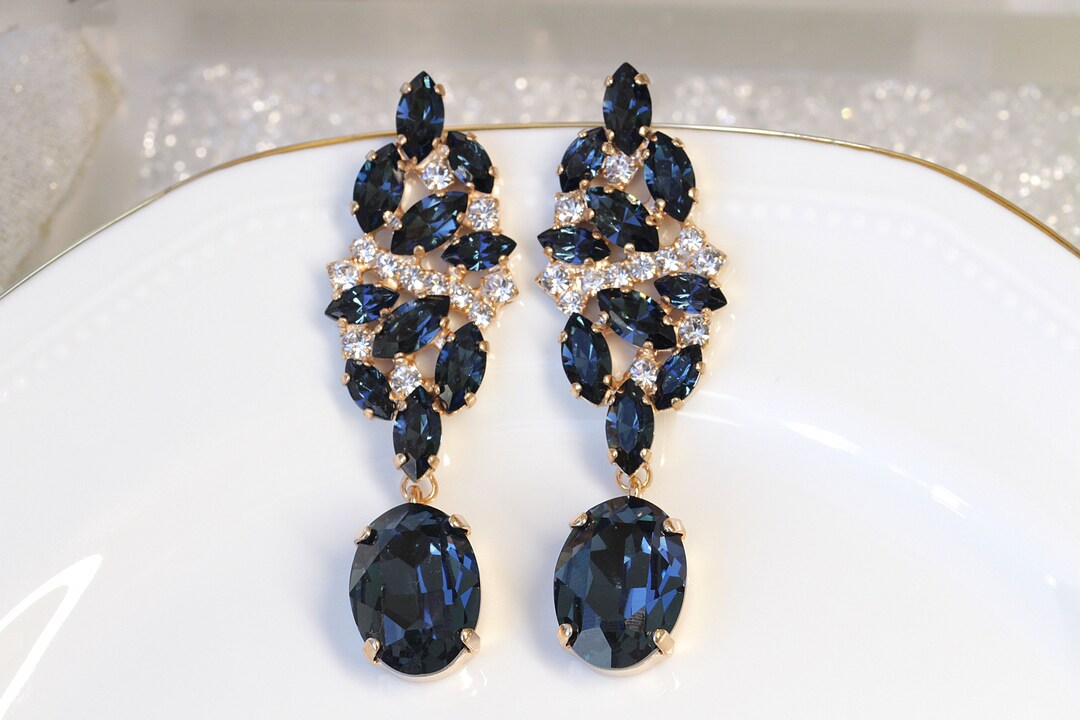 NAVY CHANDELIER EARRINGS, Bridal Blue Navy Earrings, Blue Cluster
