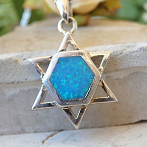 Blauwe Opal Ster van David Ketting. Blue Magen David Pendant, Judaica Sieraden. Bruiloft Joodse, Pascha Sieraden cadeau, Zilveren sterling ketting