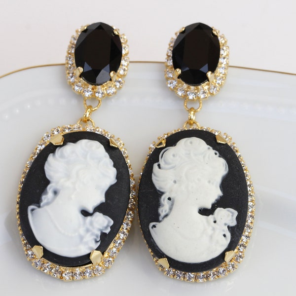 BLACK And White CAMEO EARRINGS, Statement Cameo Earrings, Victorian Vintage Bridal Earrings, Chandelier Evening Earrings,  Earrings