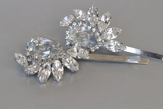 CRYSTAL HAIR CLIP LARGE LIGHT GREY CRYSTAL HAIR CLIP LARGE LIGHT GREY