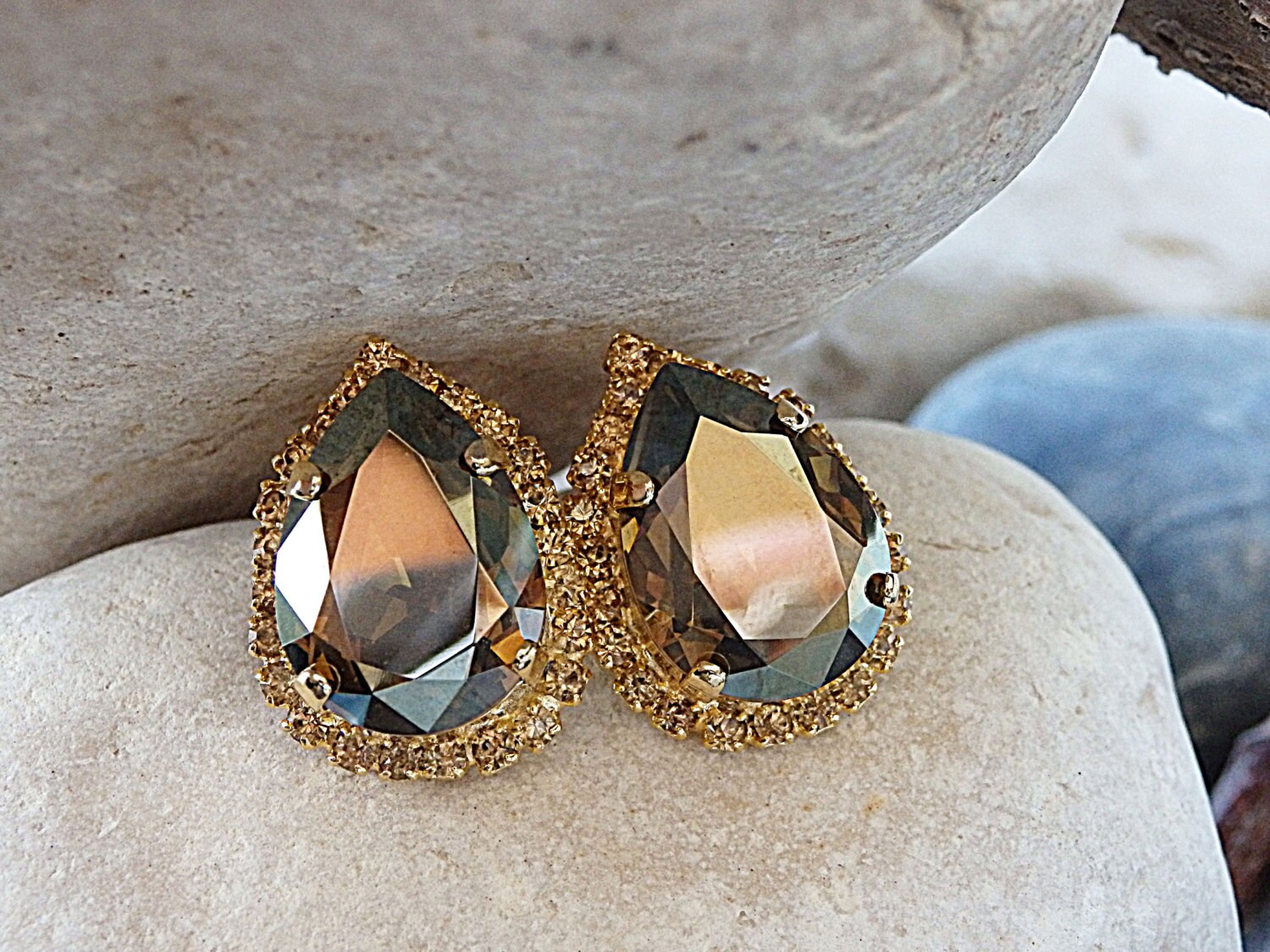 Stacked Dewdrop Earrings | Studio Bride NWOT WA Studios Bronze and Crystal Drop Earrings main image 1