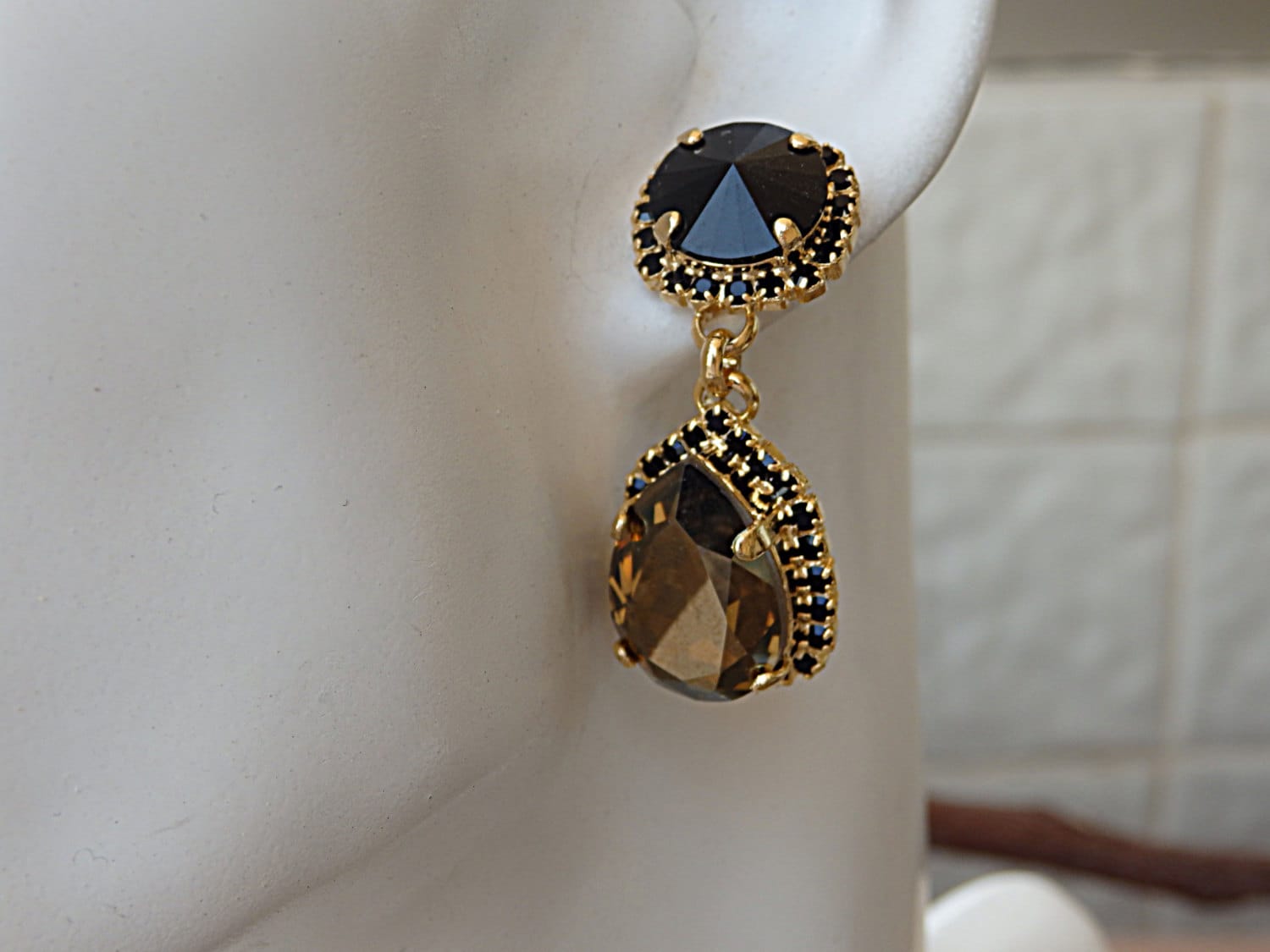 Black crystal chandelier earrings best sale