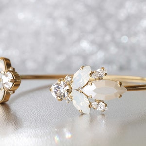 PEARL BRIDAL BRACELET, Ivory Pearl Bracelet, Crystals  White Opal Bracelet, Bridal Jewelry Set, Pearl And Crystal Open Cuff, Cream Wedding