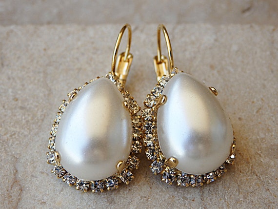 Gorgeous Gold with Pearl Drop Earrings | Mangatrai Pearls & Jewellers