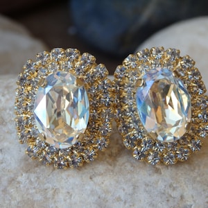 Champagne crystal earrings, Stud earrings, Champagne  earrings, Bridesmaids gift, Bridal earrings, Stud bride earrings.