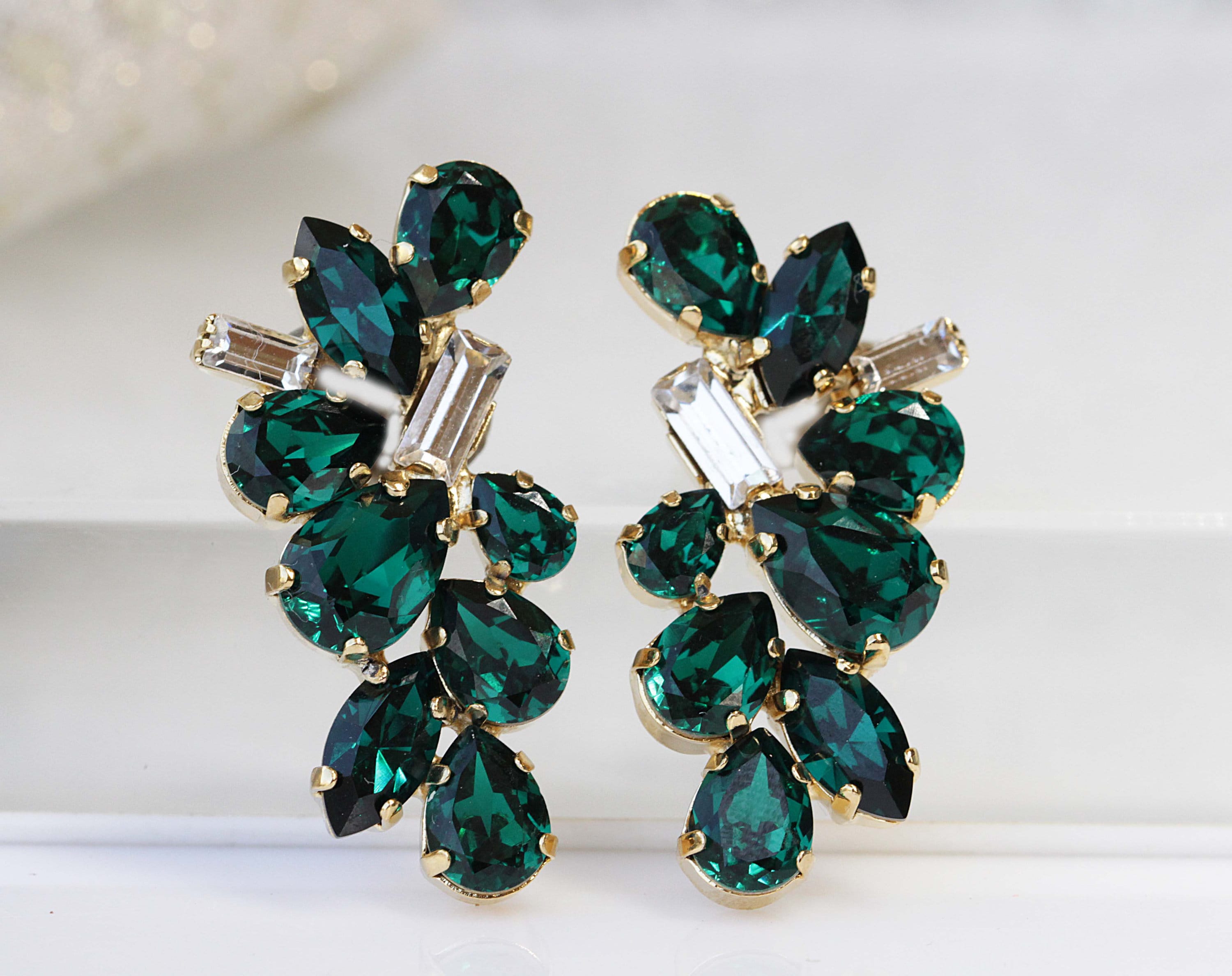 EMERALD Clip On EARRINGS Dark Green Clip Ons Emerald Wedding jewelry Cluster Clip On Studs Bridal Non Pierced Earring Woman Etsy France