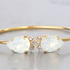 WHITE OPAL BRACELET, White Milk Teardrop Bracelet, Wedding Minimalist Bracelet, Bridal Open Cuff Bracelet, Dainty Bridesmaid Gift,