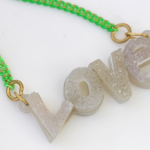 COLLAR DE PALABRAS DE AMOR, Collar de San Valentín, Te amo Collar, Collar de piedras preciosas Druzy, Regalo de joyería de novia, Collar raro, Regalo de esposa