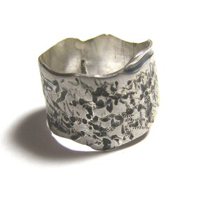 Engraved Silver Band Ring, 925 Sterling Silver Ring, Asymmetric silver ring, Contemporary Ring, Unisex Jewelry,  Men&#39;s Ring. Men women ring.