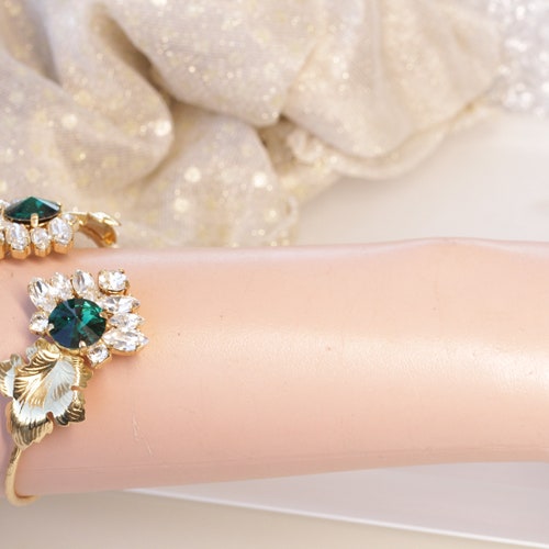 EMERALD GREEN BRACELET, Bridal Green Cuff Bracelet, Rhinestone Jewelry, Wedding Formal shops Bracelet, Leaf Bracelet, Leaves Crystals Bracelet