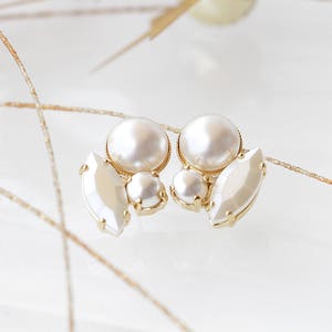 WHITE PEARL STUDS, Pearl Bridal Earring,  Pearl Earrings, Earrings For Bride, Bridesmaid Pearls, Wedding Jewelry, Small Pearl Studs