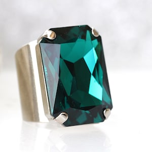 EMERALD RING, STATEMENT Green Stone Ring, Crystal Ring,  Ring, Large Cocktail Ring, Solitaire Big Ring,Emerald Cut Ring,Chunky Ring