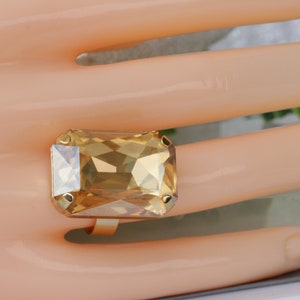 CHAMPAGNER GOLD RING, Echter Kristall, Großer Kristall Ring, Statement Ring, Brautjungfern Ring, Verstellbarer Ring, Gold Hochzeit Geschenk, Cocktail Ring Bild 2