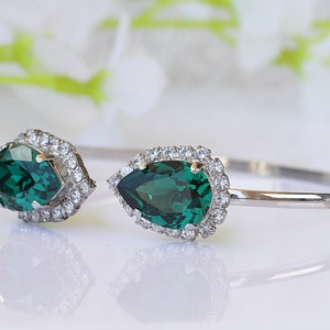 EMERALD BRACELET, Crystal Cuff Bracelet,  Bracelet, Gift For Christmas, Emerald Birthstone Bracelet, Green Jewelry, Emerald Wedding