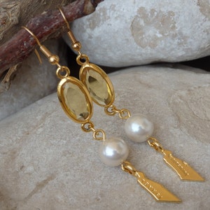 Bijoux de Terre Sainte pour elle. Carte d'Israël. bijoux juifs. Bijoux israéliens. Boucles d'oreilles en cristal jaune. Boucles d'oreilles en perles. Boucles d'oreilles Terre Sainte