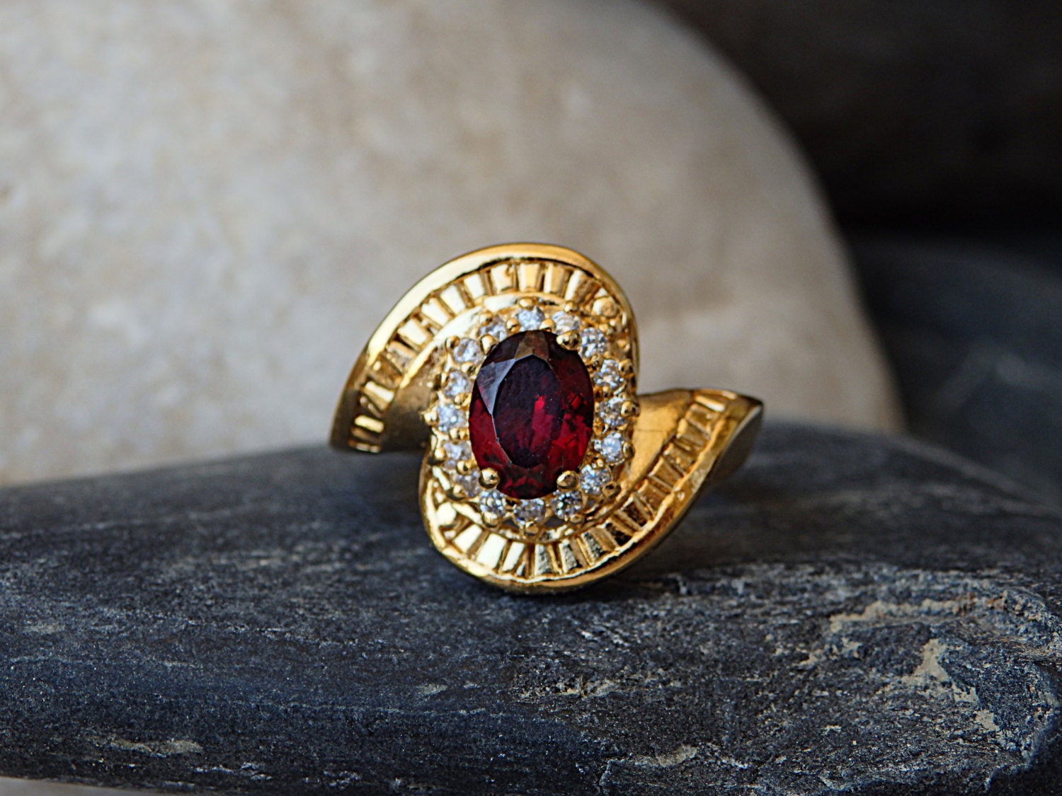 Beautiful Pin Garnet Colored Ring Upon Ring Upon Ring Multiple Ring Brooch Dark Red Alive with Color and Shine Brooch Brooch