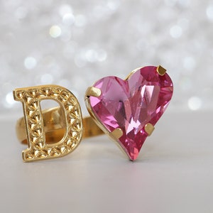 ANILLO CORAZÓN ROSA, Anillo de oro abierto, Anillo corazón de cristal, anillo asimétrico del corazón, anillo personalizado de la esposa, anillo de letras personalizado, anillo inicial, anillo nupcial