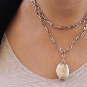 SILVER Locket Necklace, Personalized Four Locket, Gift For Mom,  Family Layered Picture Frames, Photo Locket Necklace, Locket Silver Pendant