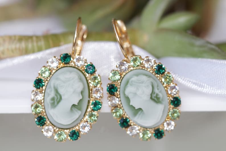 CAMEO JEWELRY SET Green Emerald Cameo Set Earring Necklace Etsy