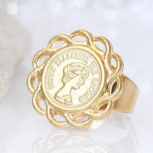 Gold Plated COIN Ring, Gold Coin ring, Vintage ring, Signet ring, Flat ring, Coin Jewelry, Retro style Ring, Filigree Ring, Adjustable Ring