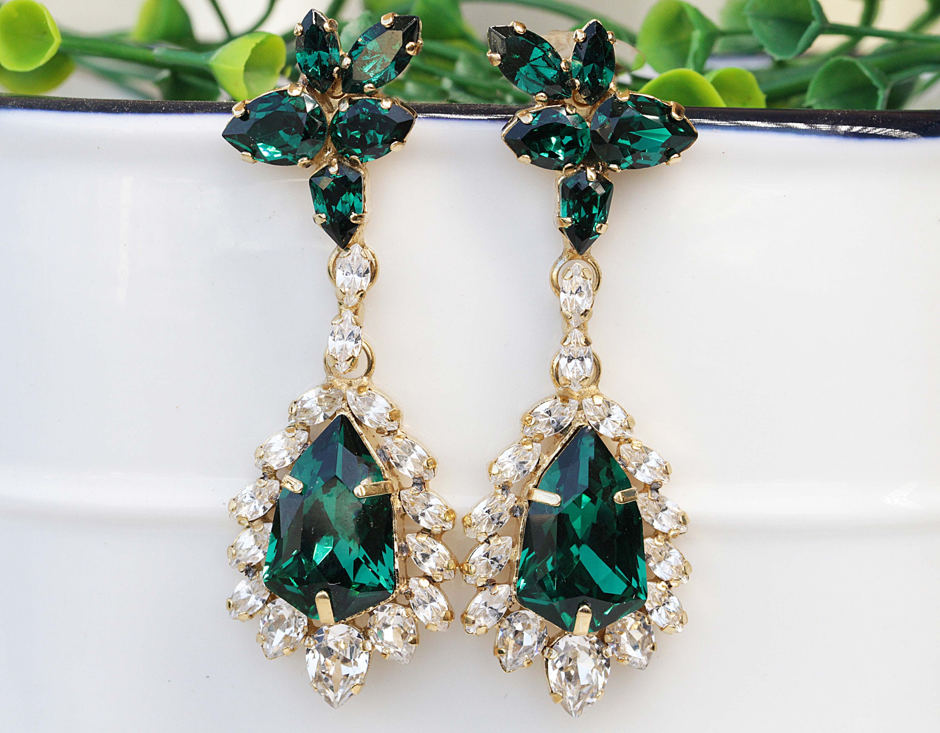 Cheap 1 Pair Korean Style Green Leaves Metal Chain Tassel Earrings Women  Shiny Rhinestone Inlay Exquisite Drop Earrings | Joom