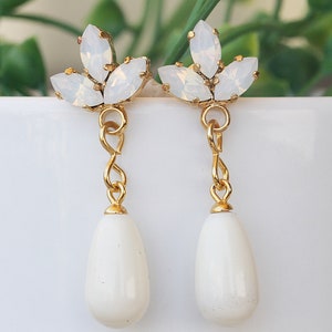 OPAL BRIDAL EARRINGS, Dangle Dainty Earrings,  White Opal Wedding Earrings, Crystal And Pearl Teardrop Earrings, Rhinestone Jewelry