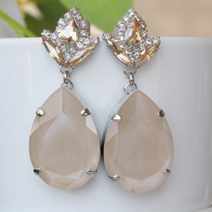 BEIGE CHANDELIER EARRINGS, Statement Earrings, Wedding Jewelry, Bridal Earrings, Ivory Cream  earrings, Champagne Formal earrings