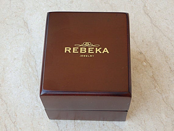 ゴールドカメオネックレス：クリスタルシャンパンペンダント