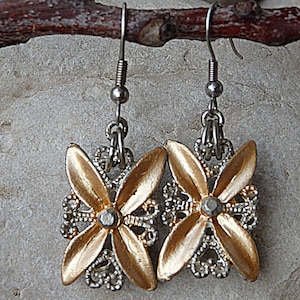 Peach Enamel Earrings, Floral Drop Earrings, Silver Peach Earrings, Daily Flower Earrings, Bridesmaids Jewelry, Cute Peach Silver Earrings