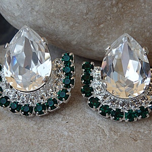 Boucles d’oreilles Emerald Clear, Boucles d’oreilles en cristal, Boucles d’oreilles en cristal clair vert, boucles d’oreilles mariées émeraude, cadeau de demoiselles d’honneur vert émeraude