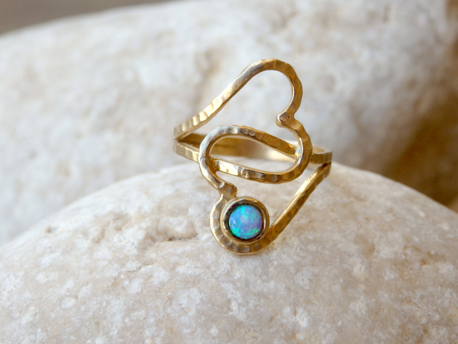 Heart Opal Ring Hearts Gold Ring Anniversary Gift for Wife - Etsy