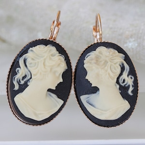 Portrait cameo Earrings, Victorian Style Cameo Earrings, Black Earrings, Women drop Earrings, Inspiration jewelry, Romantic  jewelry