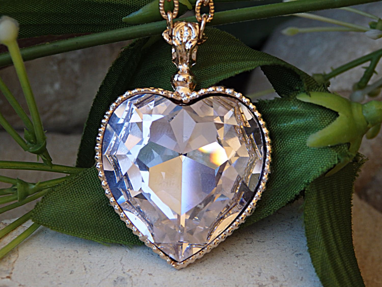 Purple heart hotsell diamond necklace
