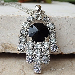 Hamsa necklace.  necklace. Jewish charms necklace. Black and white jewelry. Protection necklace. Amulet necklace. Evil eye necklace