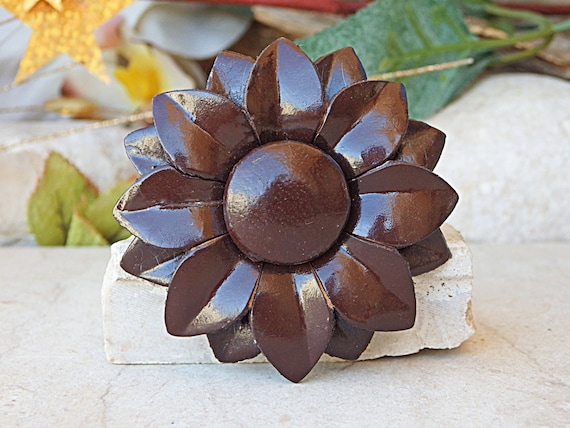 Leather Brooch. Brown Leather Brooch. Leather Flower Brooch