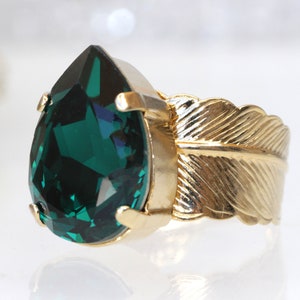 EMERALD  RING, Emerald Teardrop Ring, Dark Green Gold Plated Feather Ring, Pear Shaped Ring, Woman&#39;s Ring, Birthstone Mother&#39;s Ring